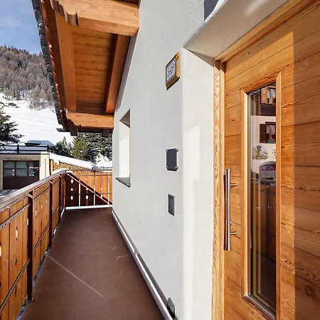 Alpino Apartament *